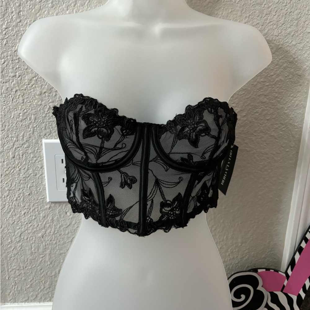 Brand spanken new. Never worn